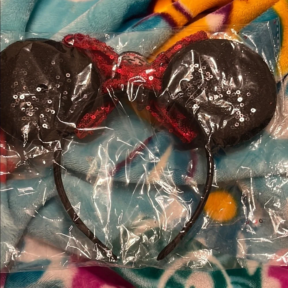 🆕 Sequin Pirate Mouse Ears Headband - Red and Black